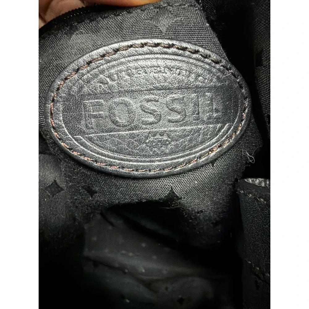 Fossil‎ Maddox Black Pebbled Leather Zipper Closure Bucket Crossbody Purse Bag